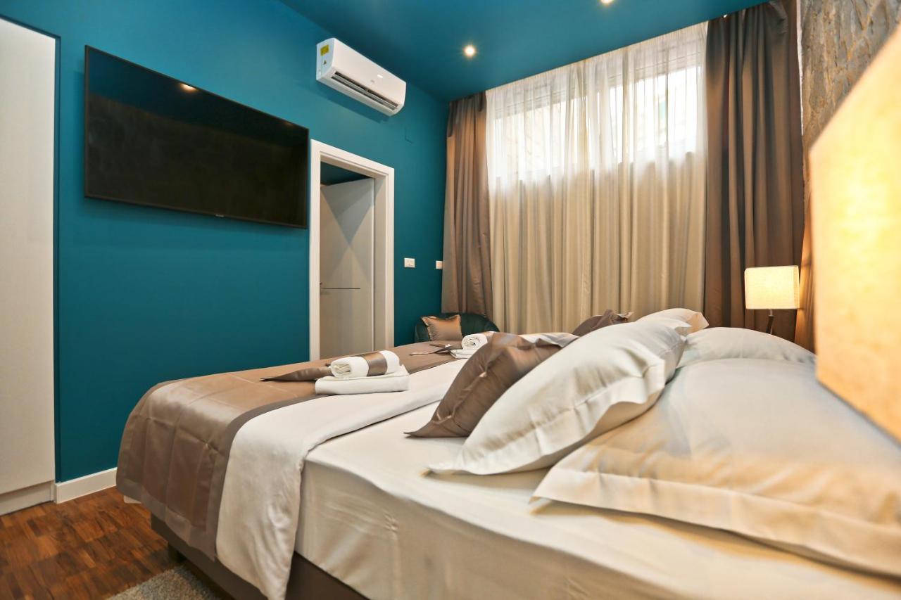 Riva Luxury Rooms Split Exteriör bild