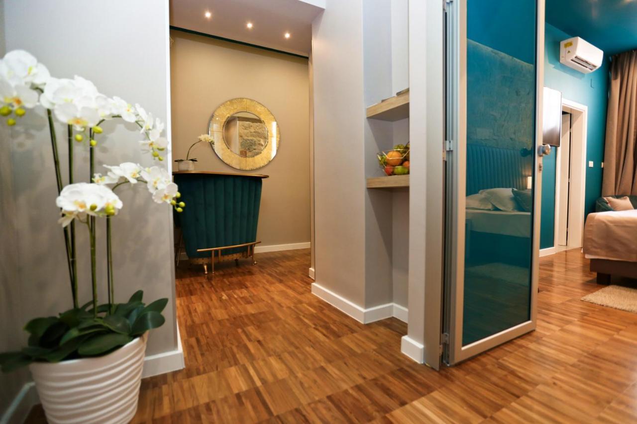 Riva Luxury Rooms Split Exteriör bild
