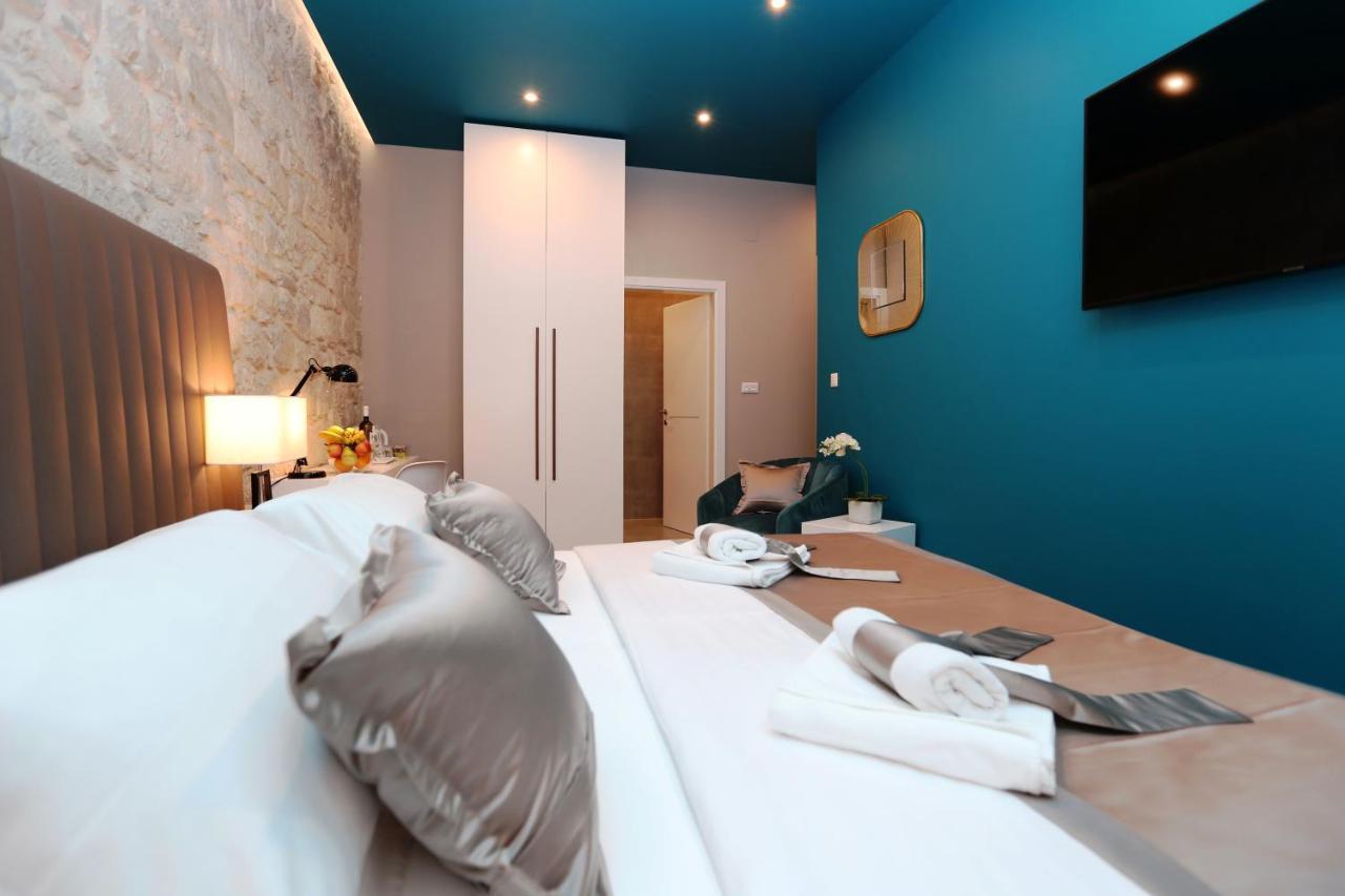 Riva Luxury Rooms Split Exteriör bild