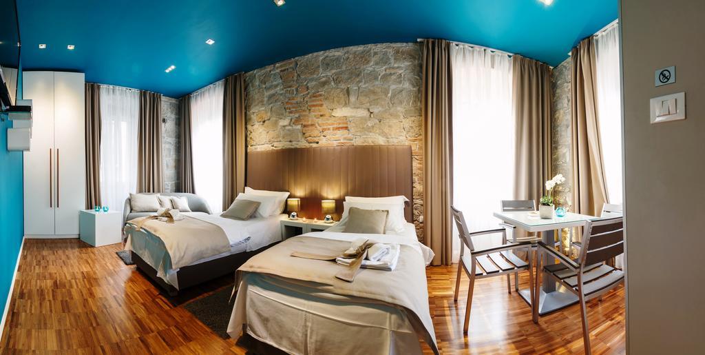 Riva Luxury Rooms Split Exteriör bild