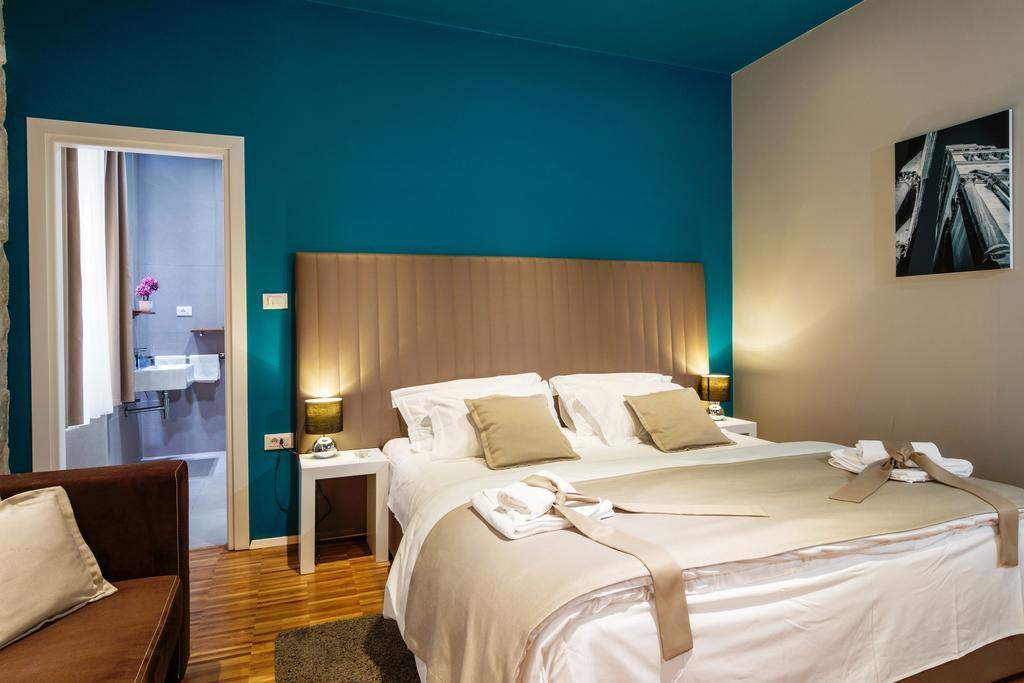 Riva Luxury Rooms Split Exteriör bild