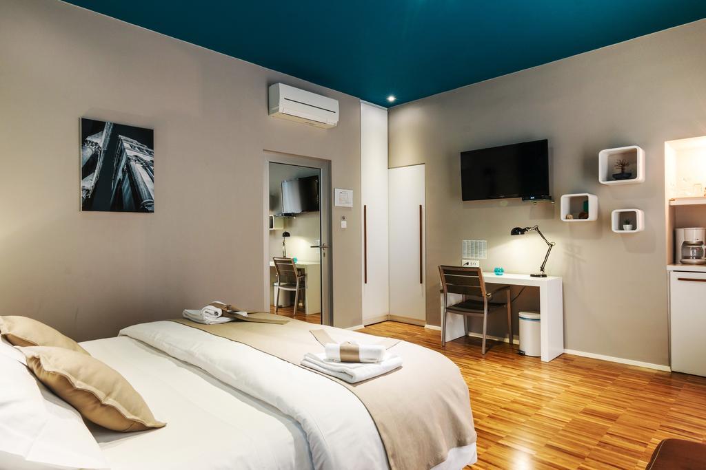 Riva Luxury Rooms Split Exteriör bild