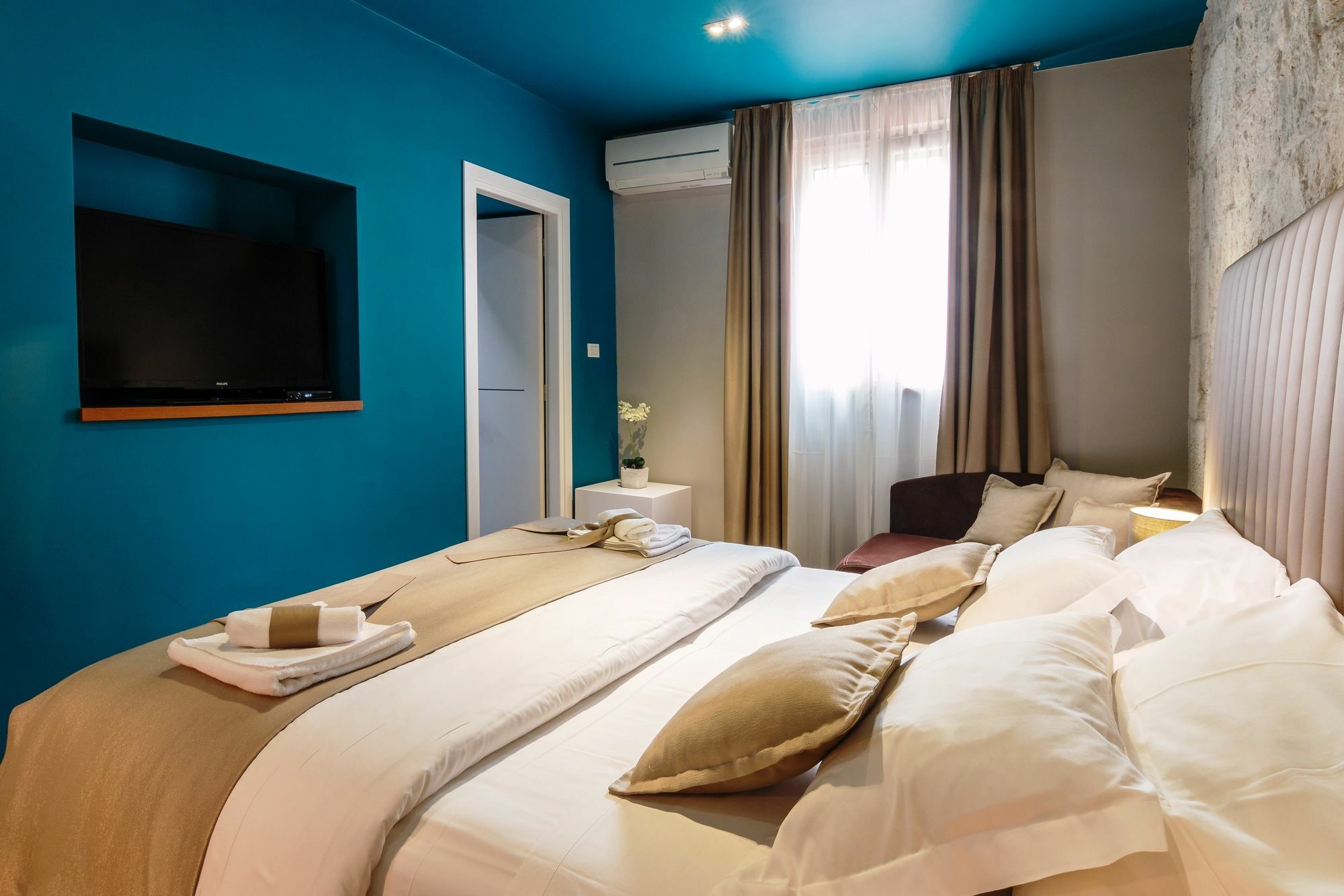 Riva Luxury Rooms Split Exteriör bild