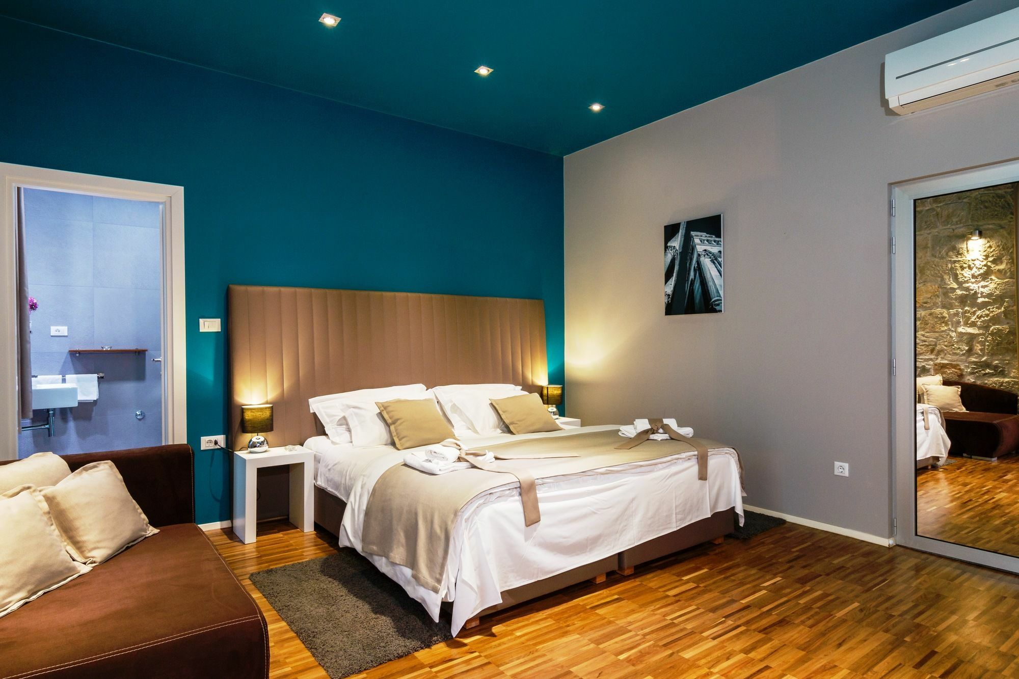 Riva Luxury Rooms Split Exteriör bild